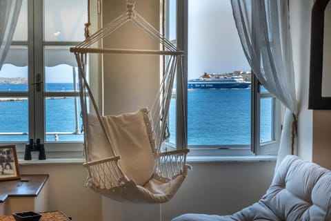 Living room, Sea view