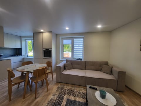 Old Bricks, Self Check-in Apartment in Klaipėda