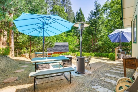 Peaceful Forest Views and Patio Twain Harte Home House in Twain Harte
