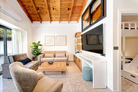 TV and multimedia, Living room