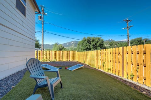 Vermijo Flat Walk to Downtown Shops & Dining Apartment in Old Colorado City