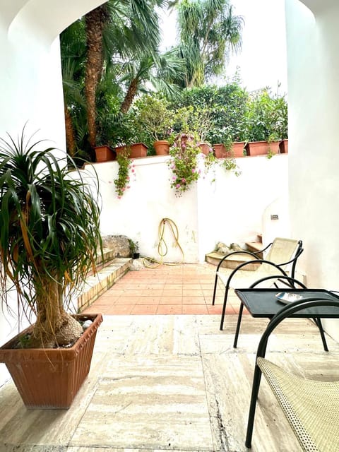 Casa Monetti By CapriRooms Apartment in Capri