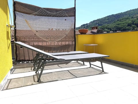 PARADISE 5 TERRE Sun with Terrace Apartment in La Spezia