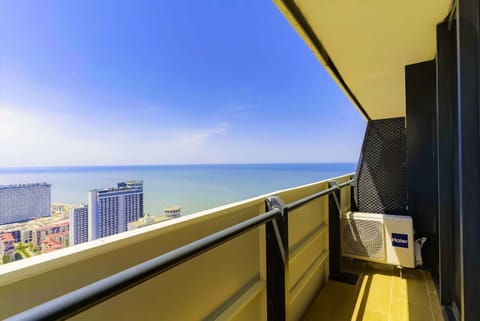 Day, Natural landscape, View (from property/room), Balcony/Terrace, Sea view