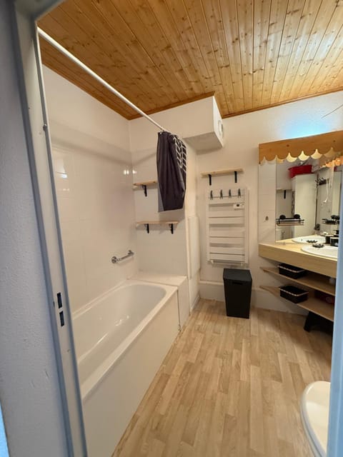 la casa family Apartment in Piedmont