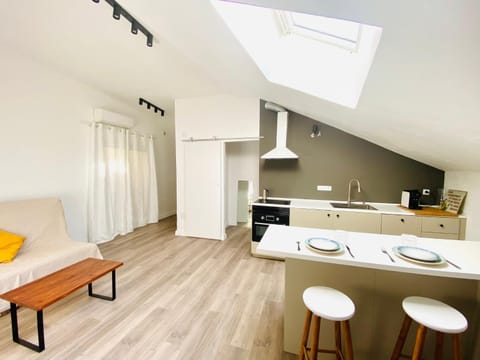Kitchen or kitchenette, Living room, Dining area, stove