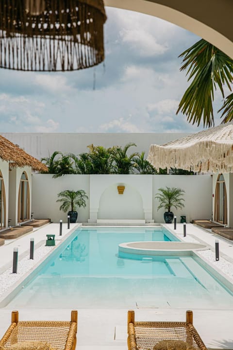 Ginevra Khaolak Resort in Khuekkhak