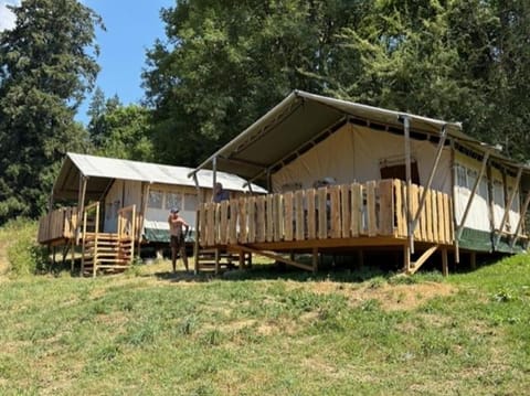 Camping le Faulion Campground/ 
RV Resort in Bourgogne-Franche-Comté