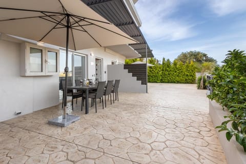 Property building, Patio, Day, Garden, View (from property/room), Balcony/Terrace, Balcony/Terrace, Garden view