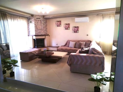 Rias house Apartment in Nea Peramos