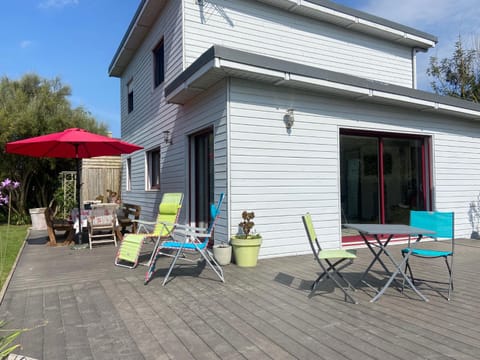 Patio, Garden view, sunbed