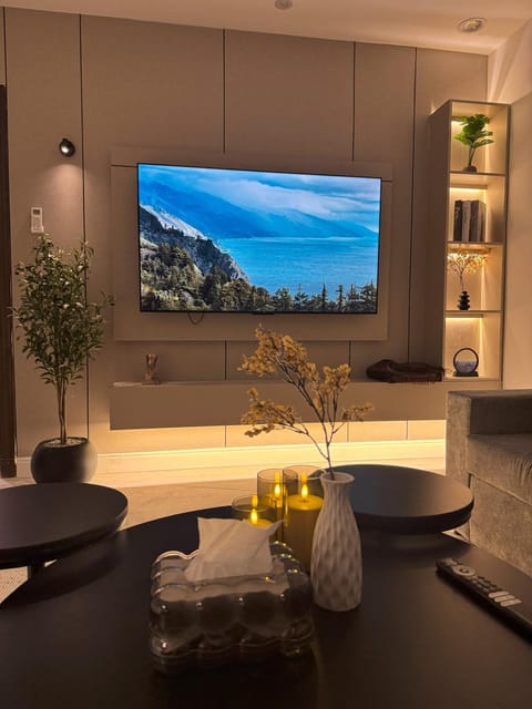 Communal lounge/ TV room, TV and multimedia