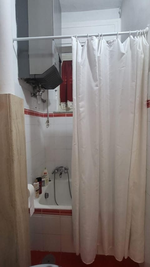 La finestra su Montecassino Apartment in Cassino