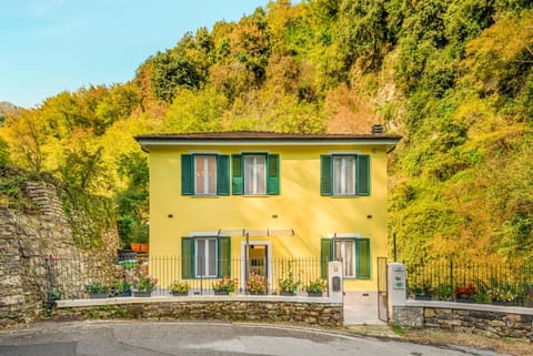 Property building, Spring, Natural landscape, Mountain view