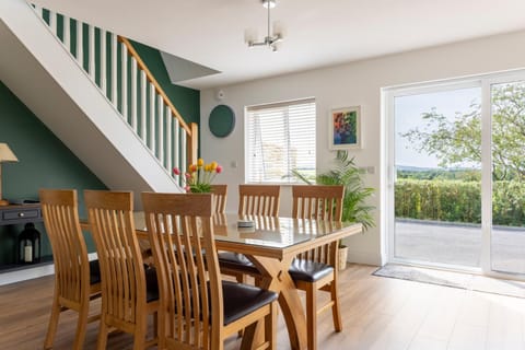 View (from property/room), Living room, Dining area