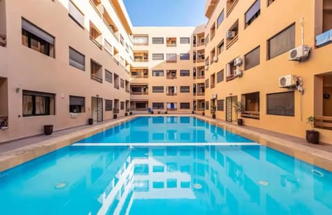 Pool view, Swimming pool