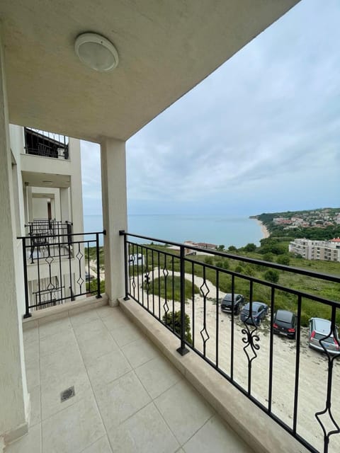 Patio, Day, Natural landscape, View (from property/room), Balcony/Terrace, Sea view