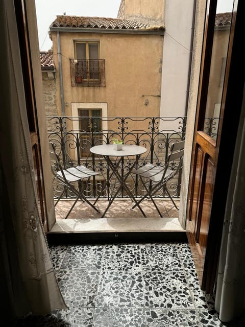 Property building, Balcony/Terrace