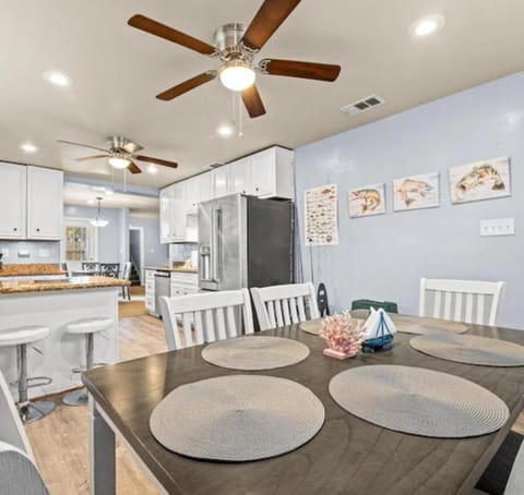 Galveston Waterfront House in Galveston Island