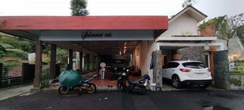 Property building, Parking