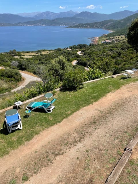 Studio entre mer et montagne Apartment in Corsica