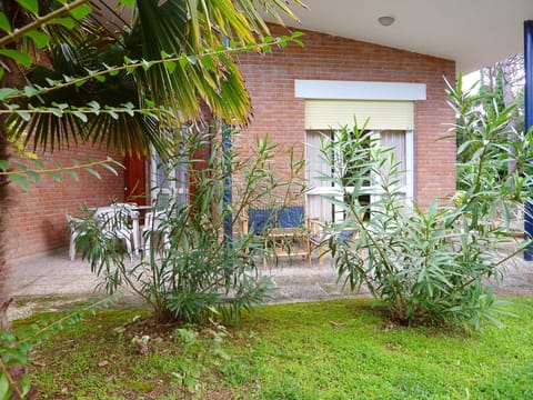 Property building, Spring, Summer, Garden, Garden view