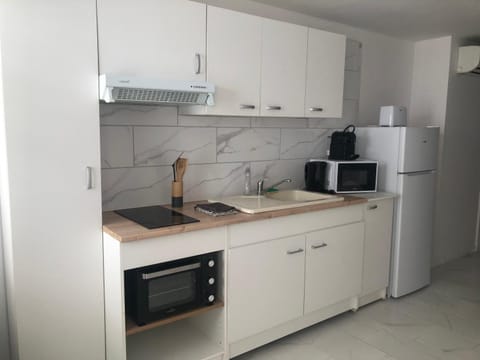 Appartement au calme 4 personnes Apartment in Provence-Alpes-Côte d'Azur