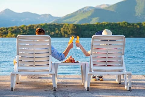 Beach, Mountain view, Sea view