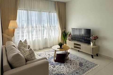 Communal lounge/ TV room, TV and multimedia, Living room, Seating area, Evening entertainment
