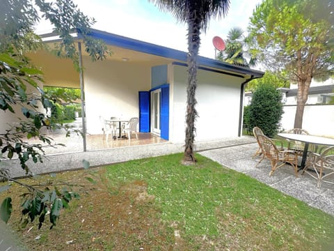 Property building, Garden view, Inner courtyard view
