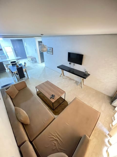 Communal lounge/ TV room, TV and multimedia, Living room, Seating area