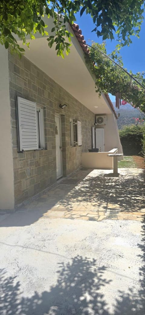 Inner courtyard view