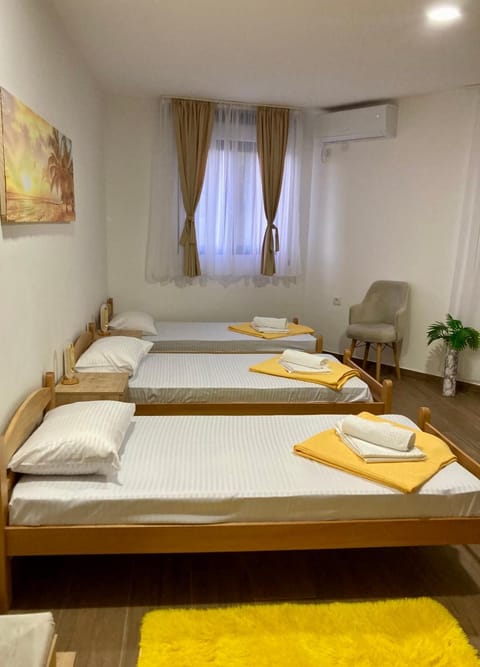 Kangaroo Apartmani Apartment hotel in Budva Municipality