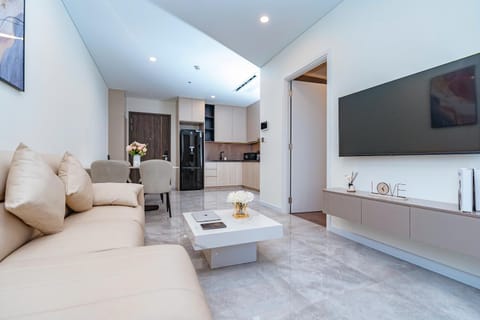 Communal lounge/ TV room, TV and multimedia, Living room