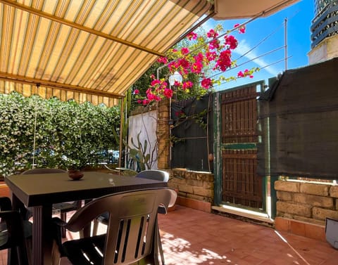 Patio, Day, Garden, View (from property/room), Dining area, Garden view