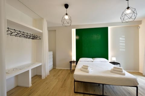 BARI SUITE APARTMENTS - Modern House Apartment in Bari