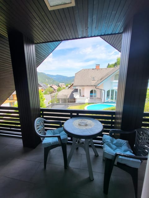Day, Balcony/Terrace