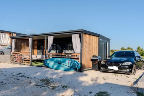 Property building, Day, Parking