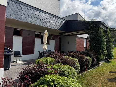 Property building, Facade/entrance, Breakfast