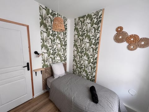 Appartement avec grande terrasse Apartment in Gien