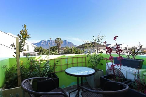 Patio, Balcony/Terrace, Mountain view