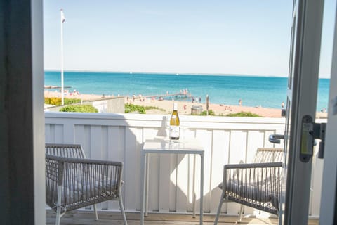 View (from property/room), Balcony/Terrace, Sea view