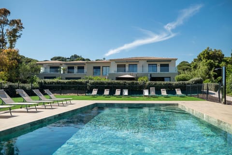 Garden, Swimming pool