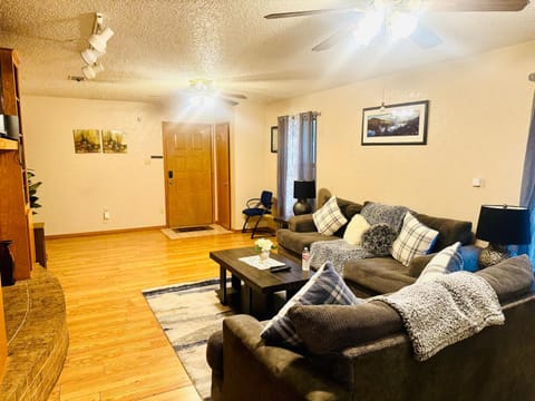 Harmony Villa in Lawton