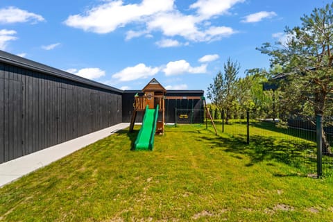 Spring, Day, Children play ground, Children play ground, Garden, Evening entertainment
