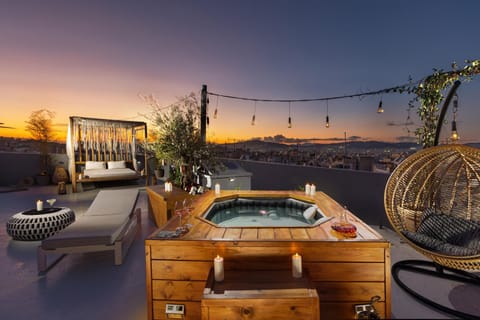 Patio, Night, Natural landscape, Balcony/Terrace, Mountain view, Sunrise, Sunset