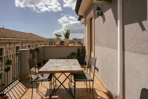 Property building, Balcony/Terrace