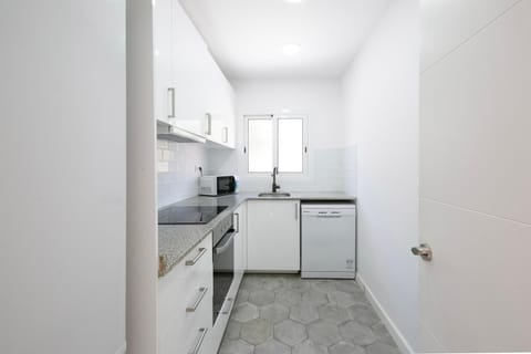 Lovely apartment with 3 bedroom Apartment in L'Hospitalet de Llobregat