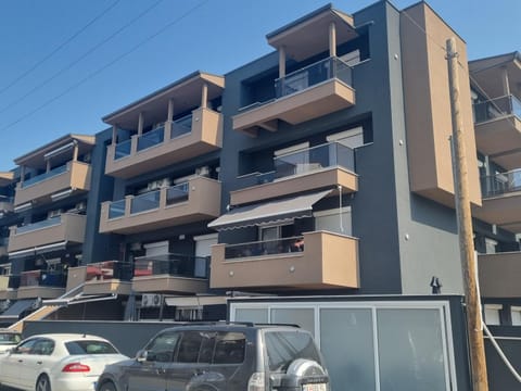 Property building, Parking