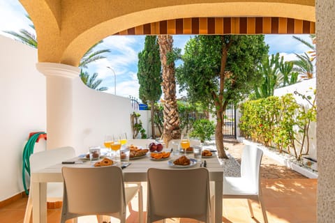 Garden, Balcony/Terrace, Dining area, Garden view